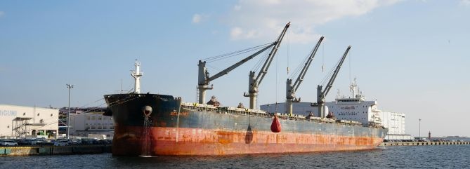 What Is a General Cargo Ship? A Complete Beginner’s Guide